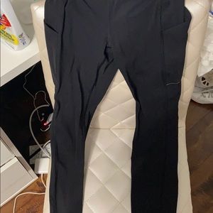 Black lulu lemon leggings size four